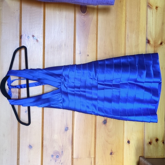 BCBGMaxAzria Dresses & Skirts - BCBGMaxAzria halter tiered mini dress